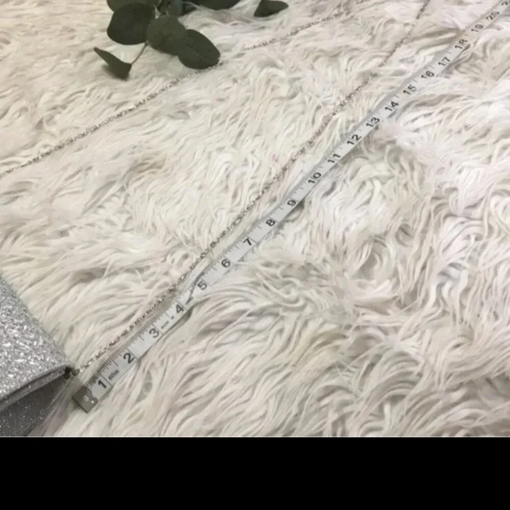 Silver clutch with rhinestones - Picture 9 of 9